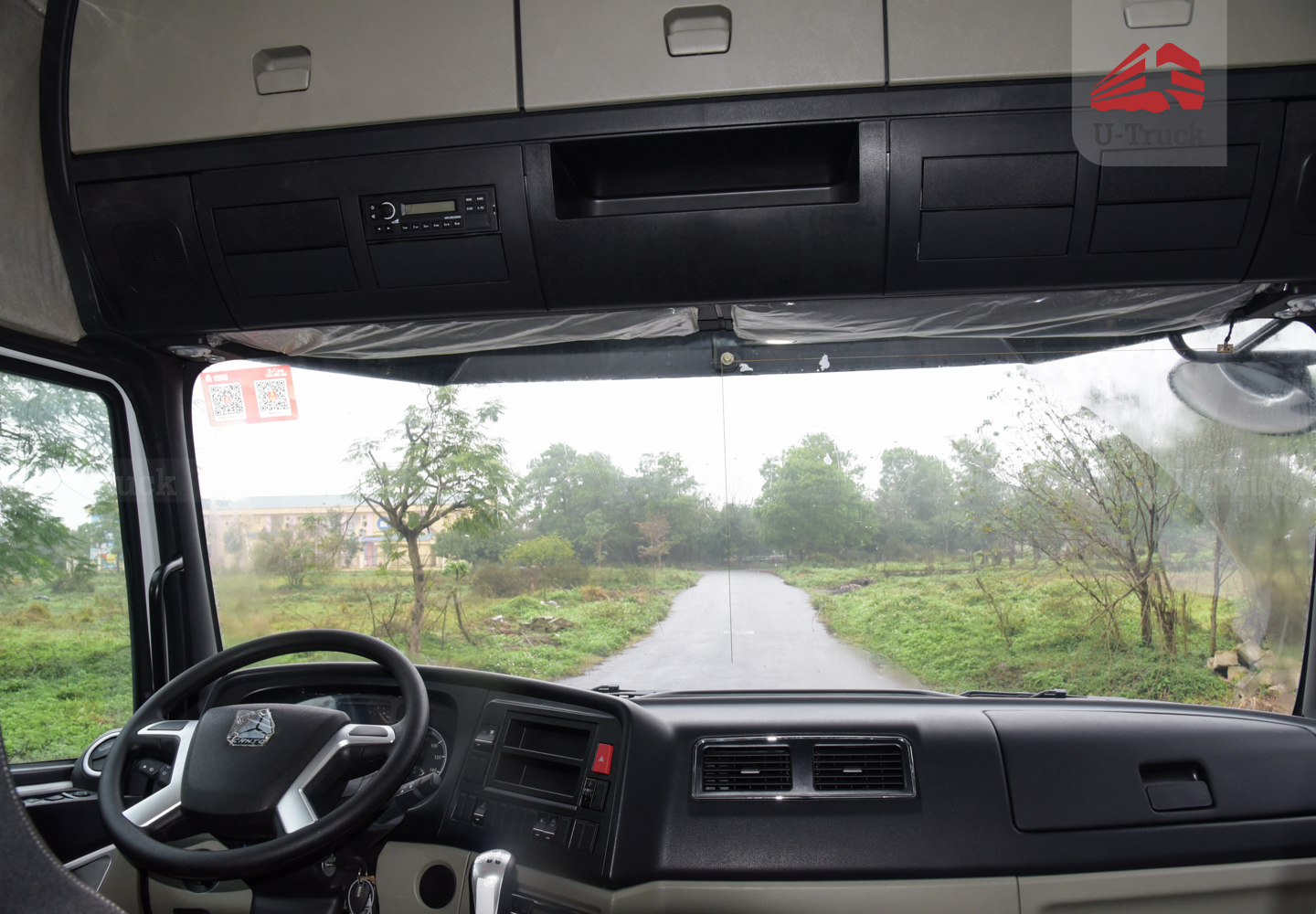 Xe đầu kéo HOWO NX 310 cầu láp