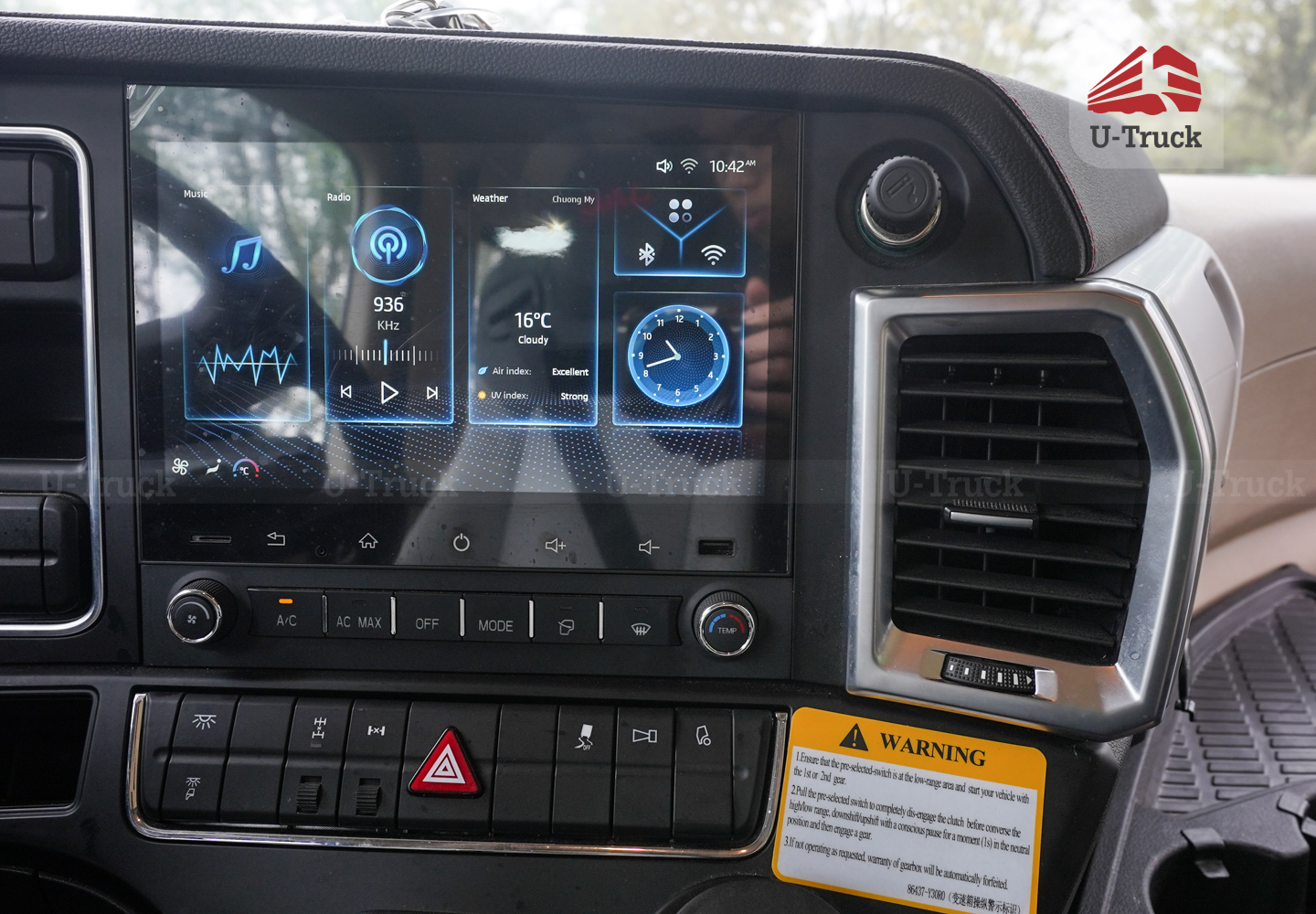 Xe đầu kéo JAC Q7 385 cầu láp