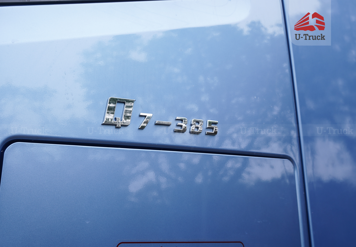 Xe đầu kéo JAC Q7 385 cầu láp