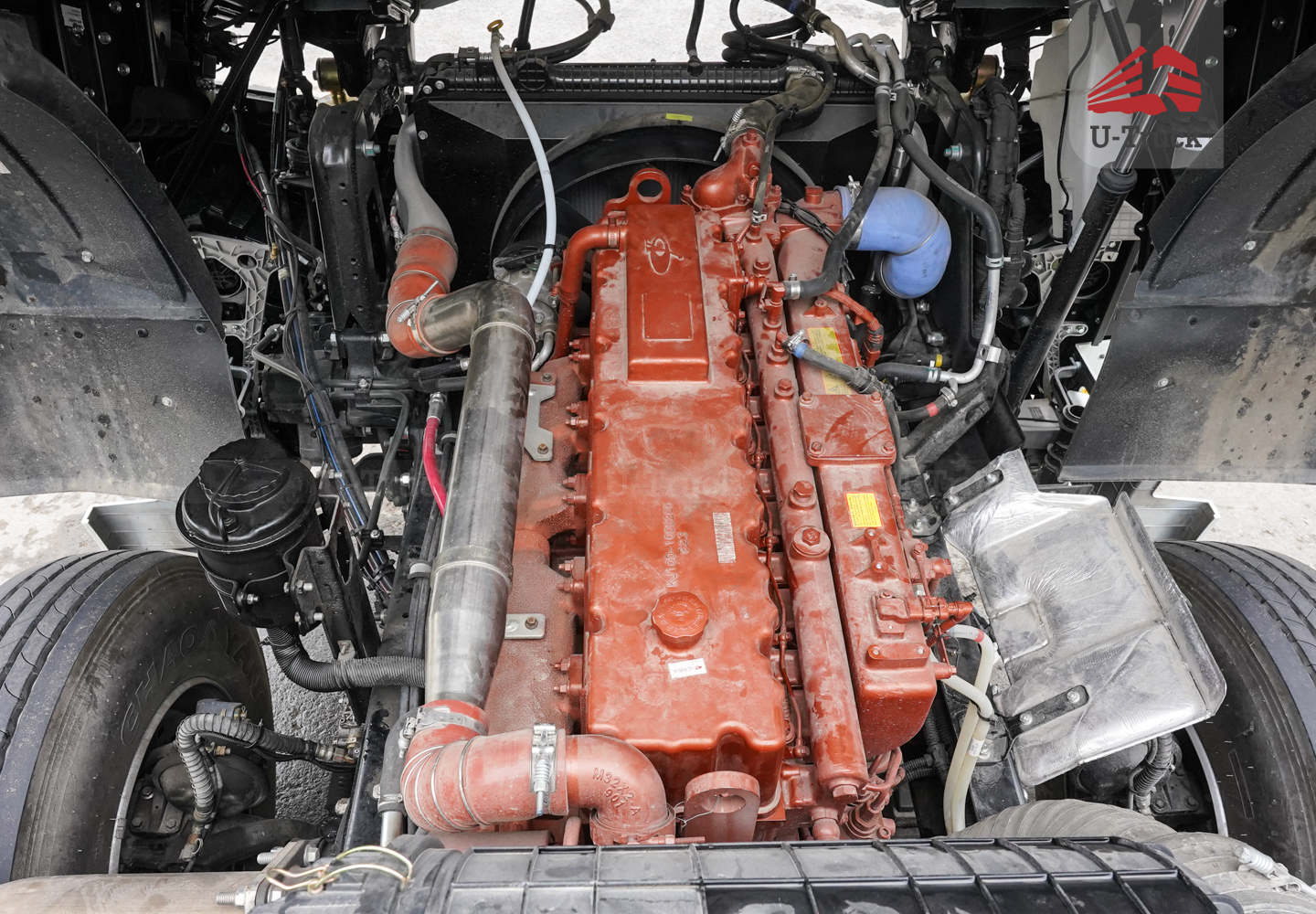 Xe đầu kéo JAC Q7 385 cầu láp