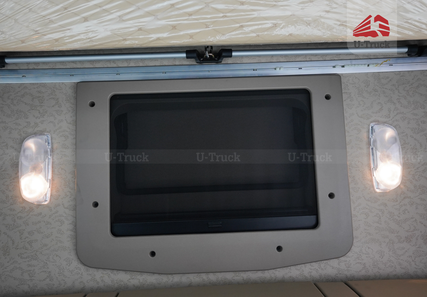 Xe đầu kéo JAC Q7 420 cầu láp