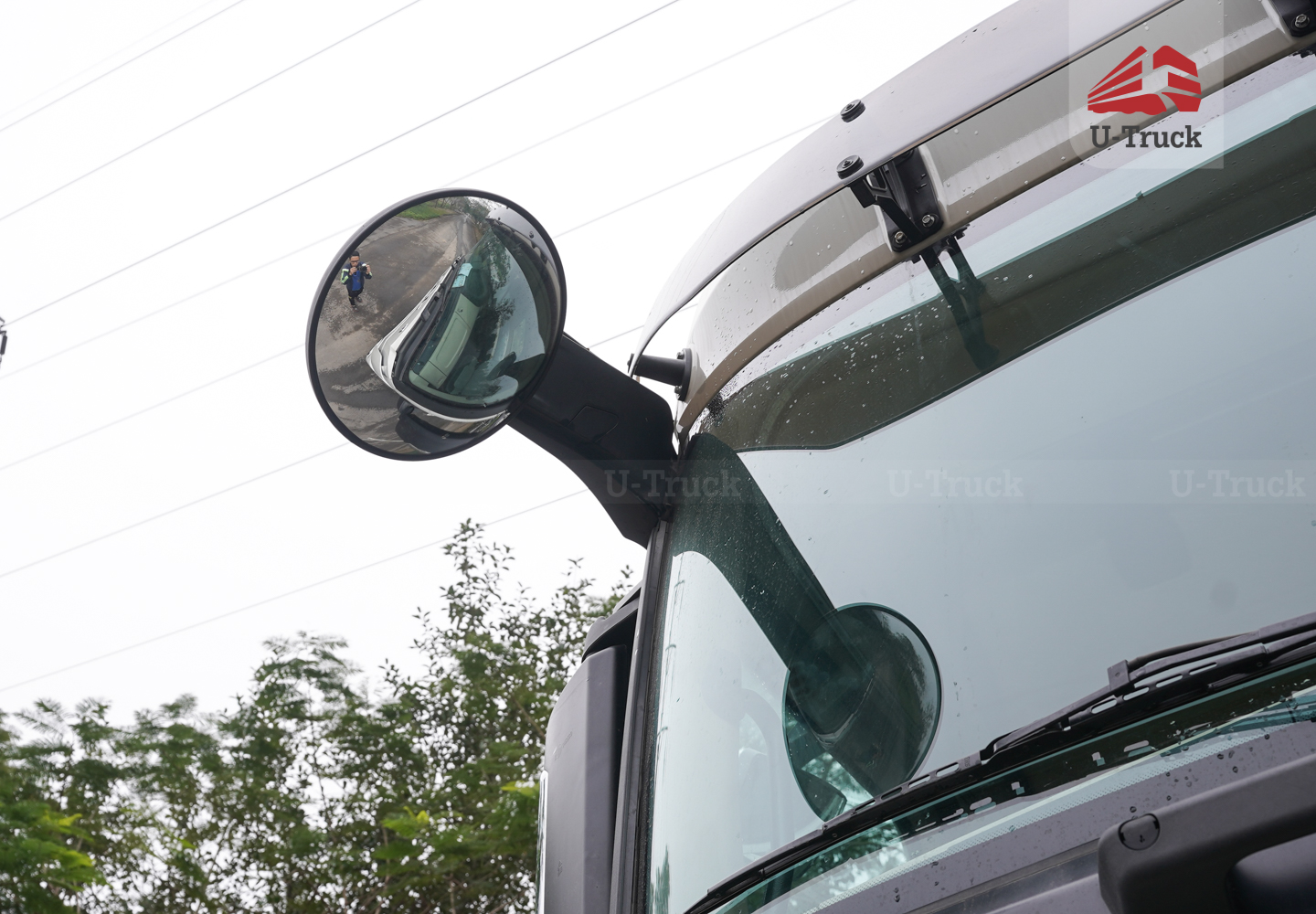 Xe đầu kéo JAC Q7 420 cầu láp