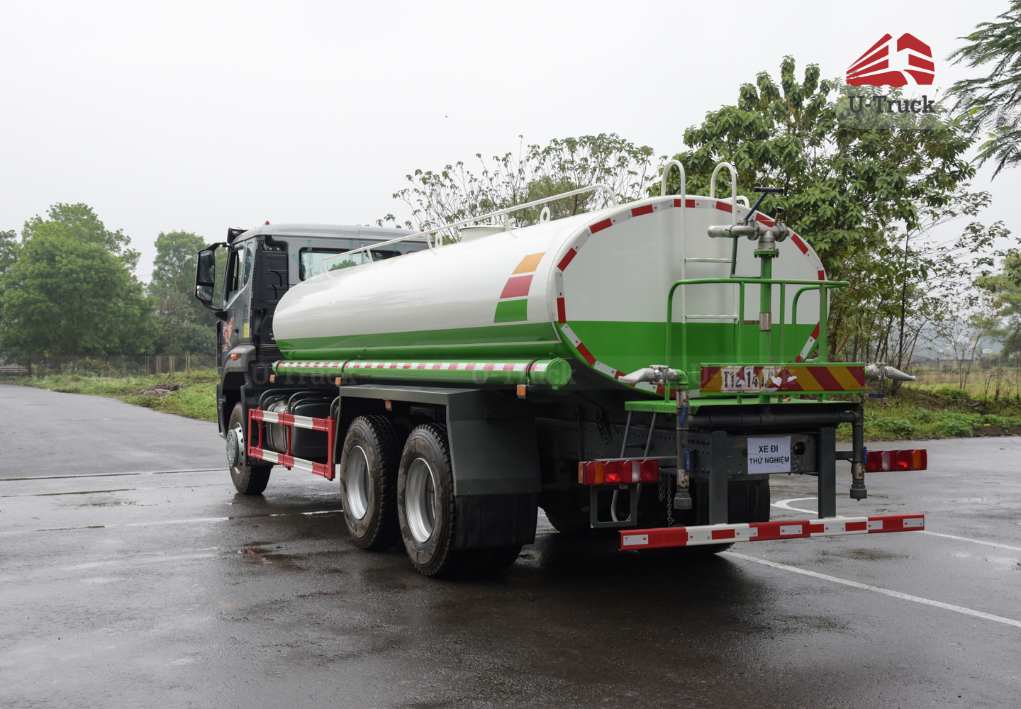 Xe phun nước HOWO NX 6X4 13M3