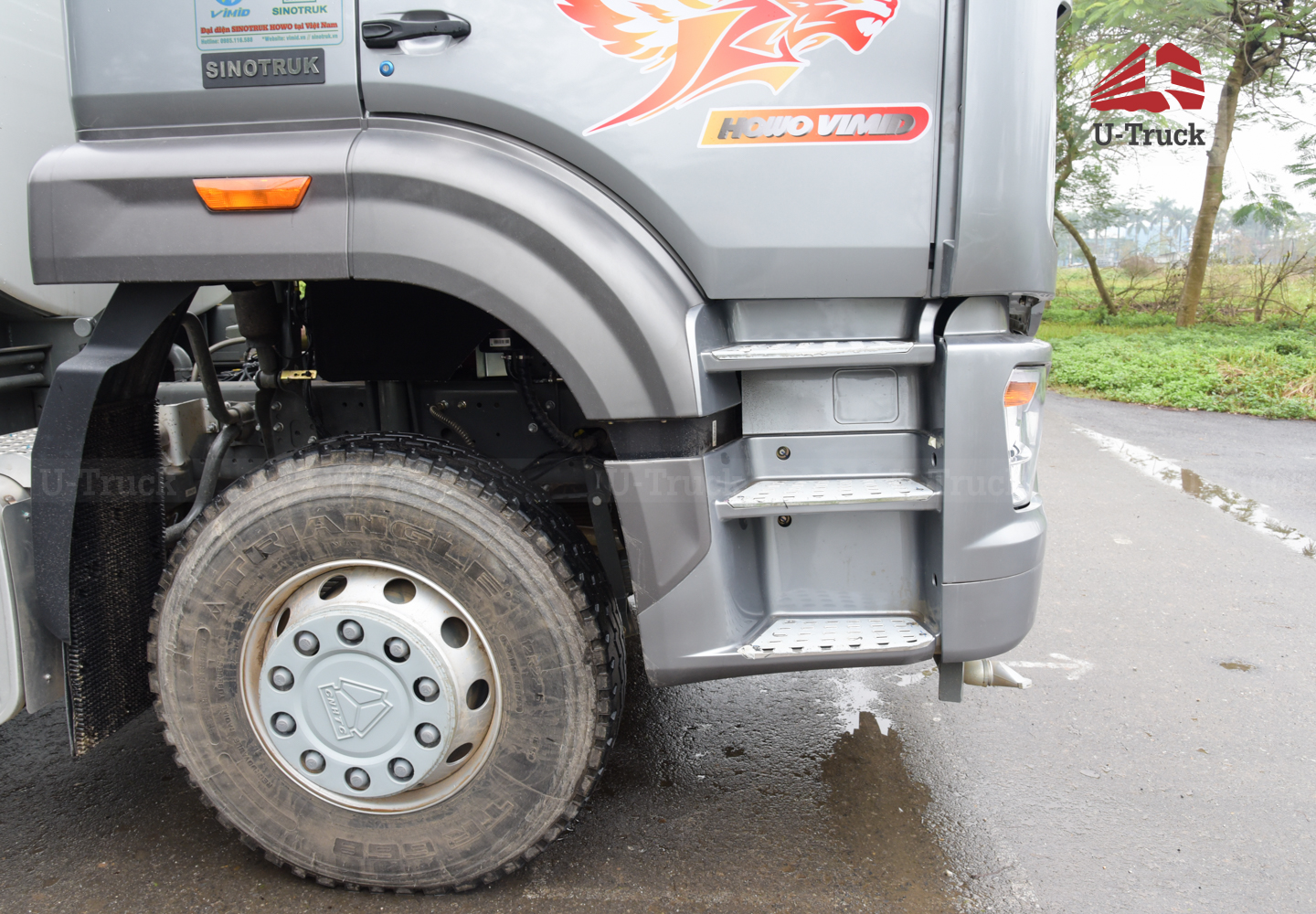 Xe phun nước HOWO NX 6X4 13M3