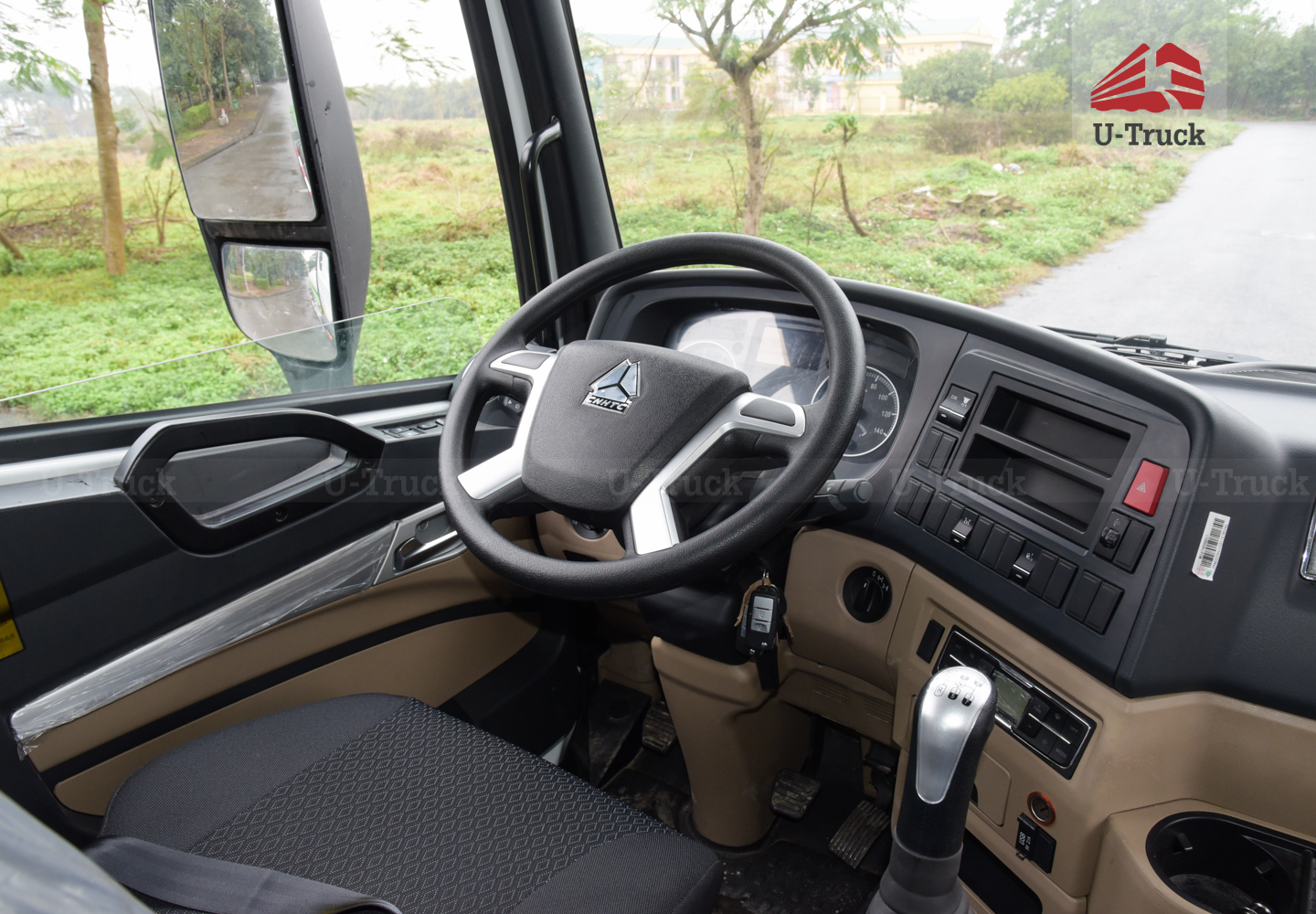 Xe phun nước HOWO NX 6X4 13M3