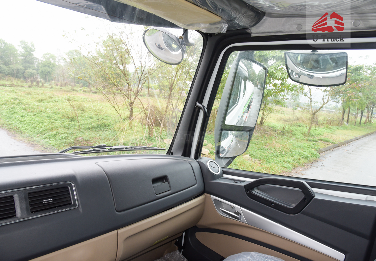 Xe phun nước HOWO NX 6X4 13M3