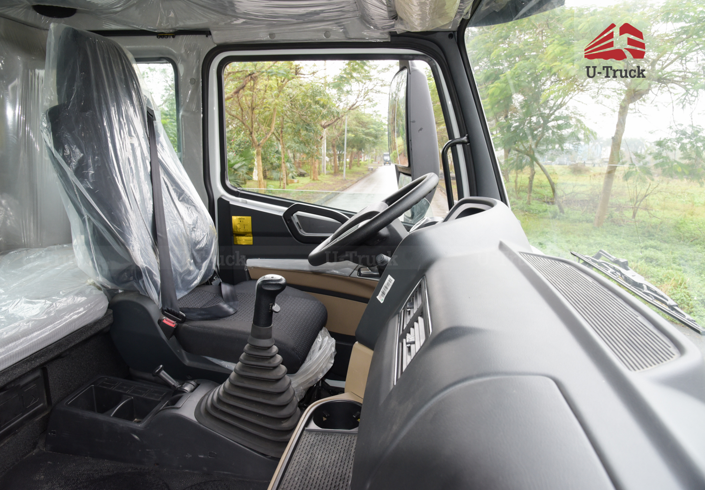 Xe phun nước HOWO NX 6X4 13M3