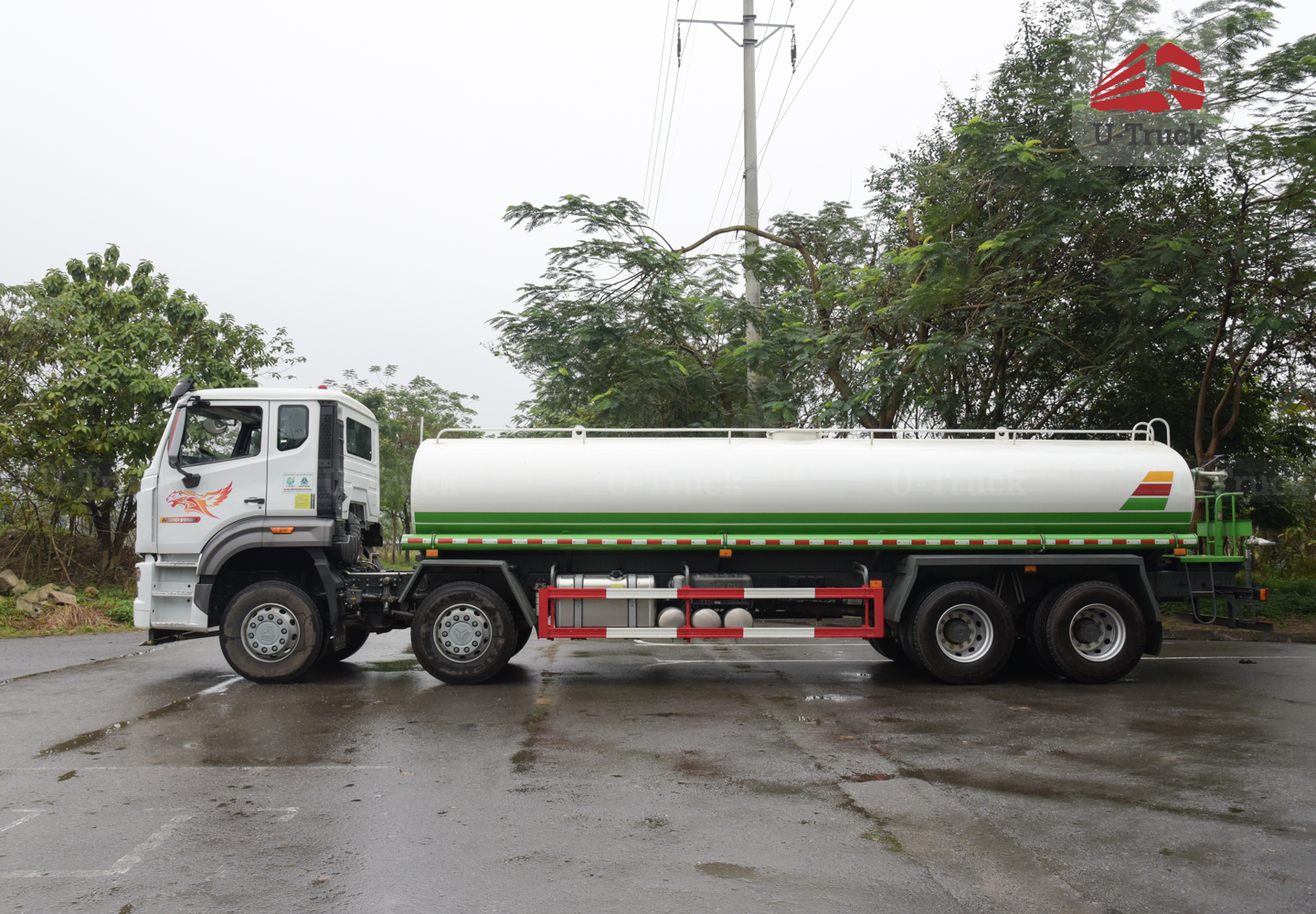 Xe phun nước HOWO NX 8X4 17M3