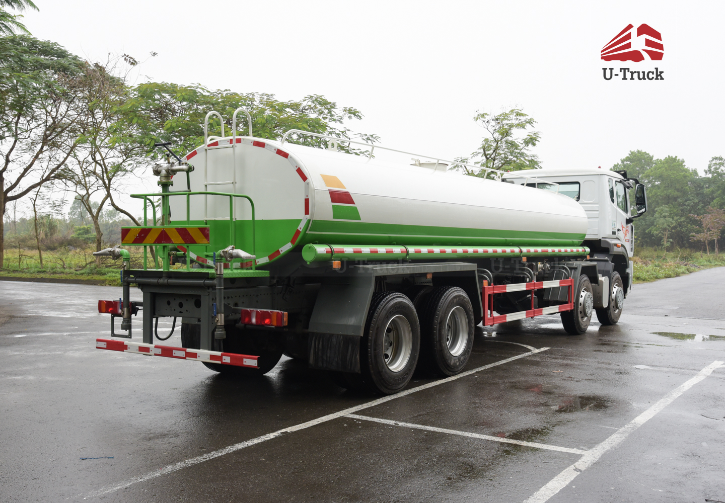 Xe phun nước HOWO NX 8X4 17M3