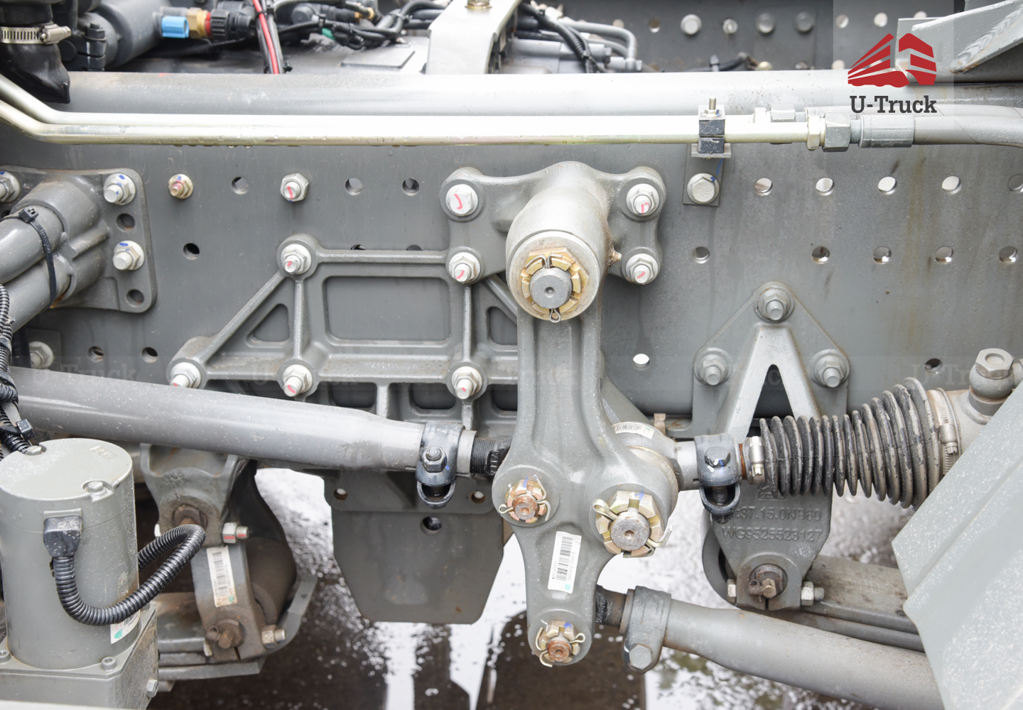 Xe phun nước HOWO NX 8X4 17M3