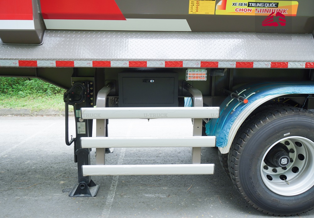 Xe SMRM BEN SUNHUNK Thùng Đúc 8T1 12R22.5