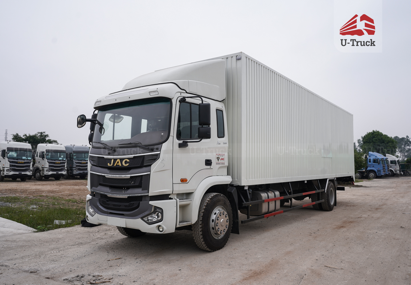 Xe tải JAC A5 4×2 thùng công pallet 3CH 10M