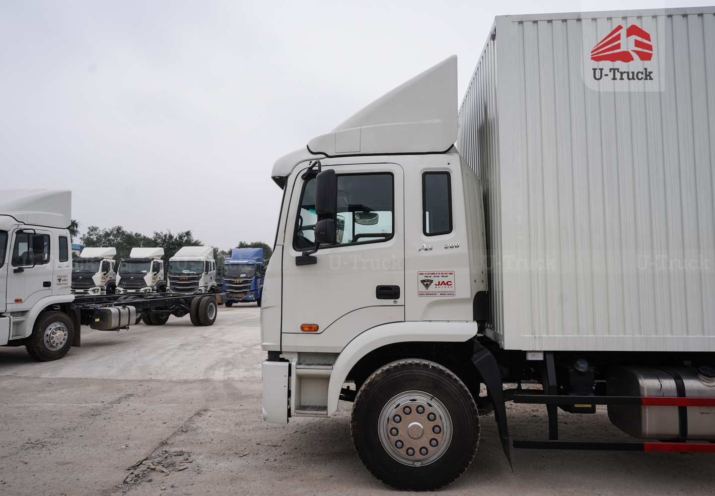 Xe tải JAC A5 4×2 thùng công pallet 3CH 10M