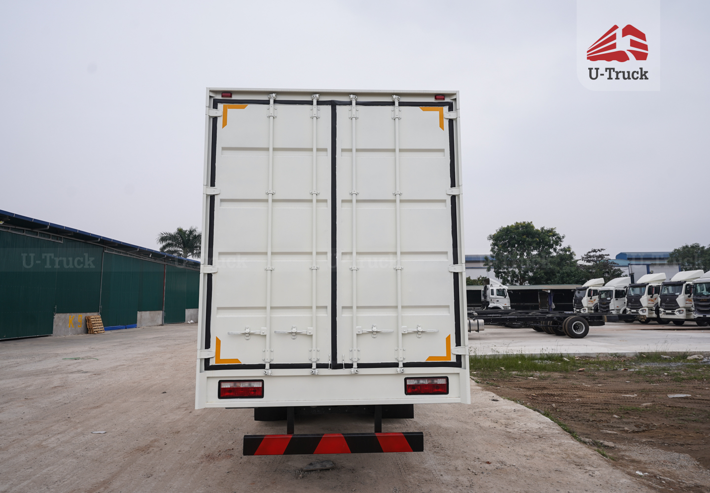 Xe tải JAC A5 4×2 thùng công pallet 3CH 10M