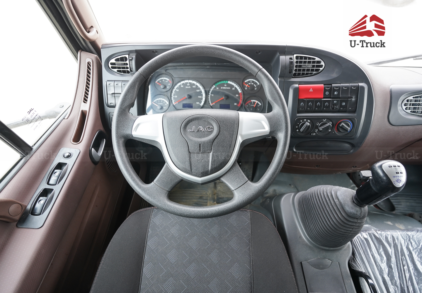 Xe tải JAC A5 4×2 thùng công pallet 3CH 10M