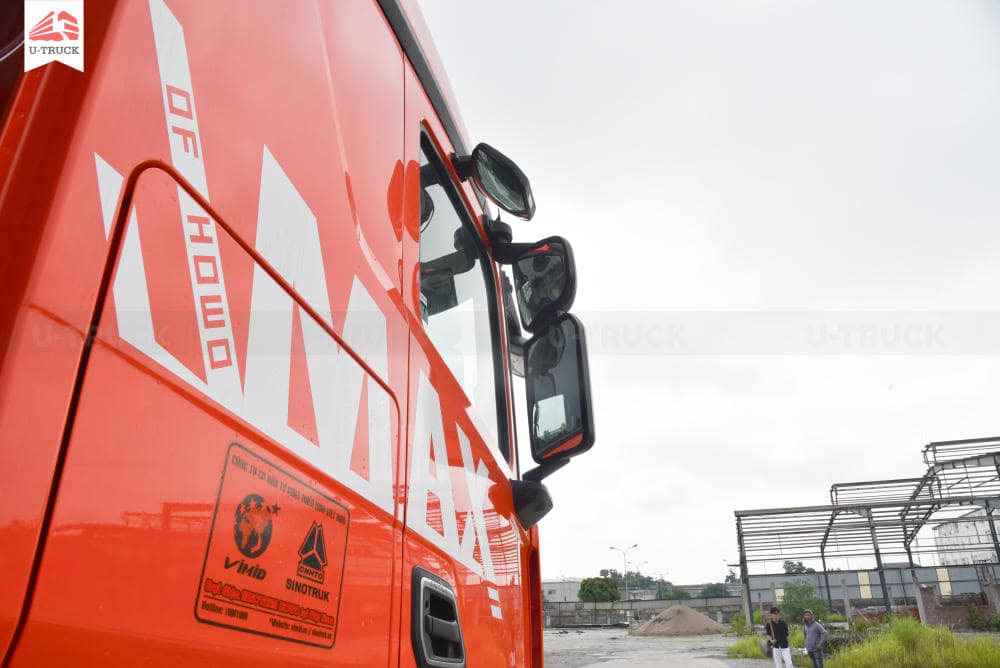 Xe Tải HOWO MAX 350 8X4 Khung mui Nhập Khẩu 9M7