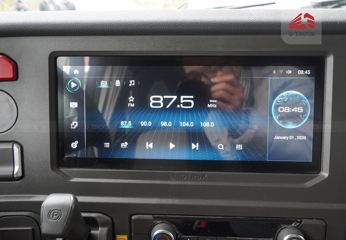 Xe tải thùng HOWO MAX 400 10×4 khung mui 9M7