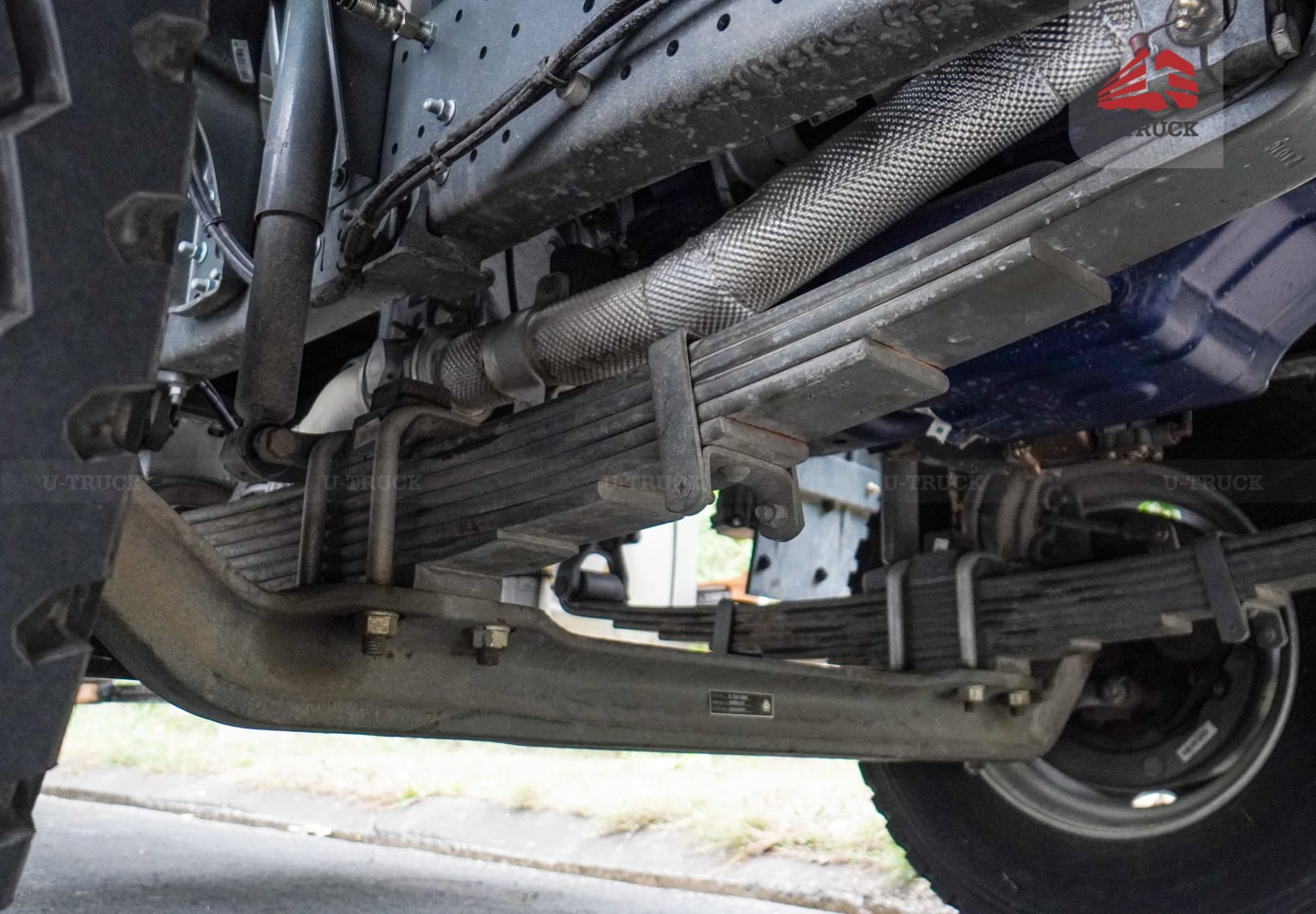 Xe tải thùng HOWO NX 4X2 khung mui 7M6 trục 6.000