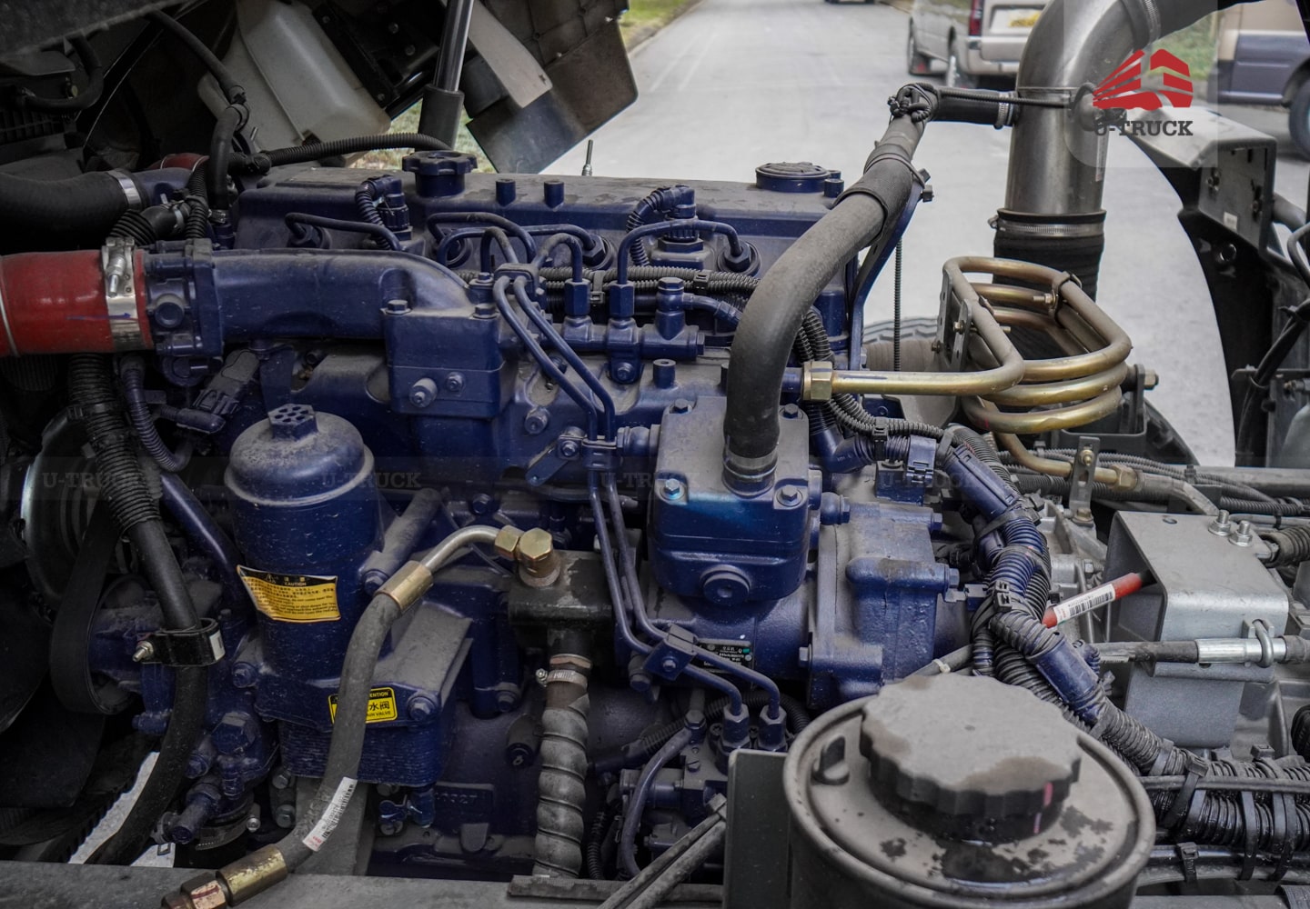 Xe tải thùng HOWO NX 4X2 khung mui 7M6 trục 6.000