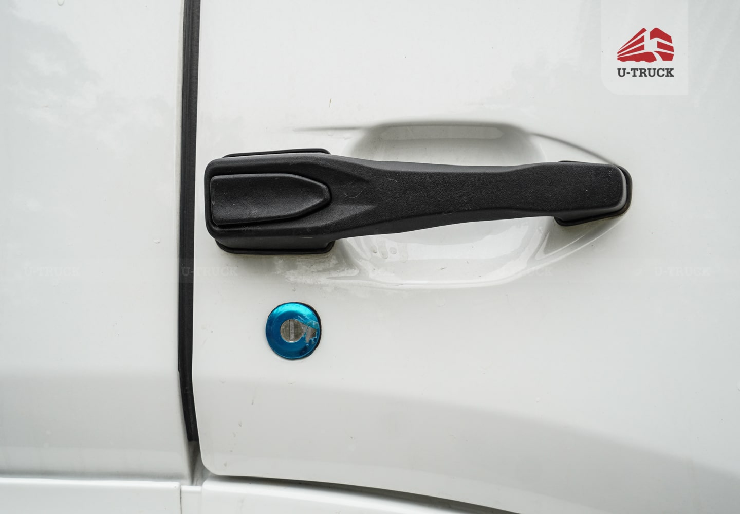 Xe tải thùng HOWO NX 4×2 thùng công pallet 3CH 9M8