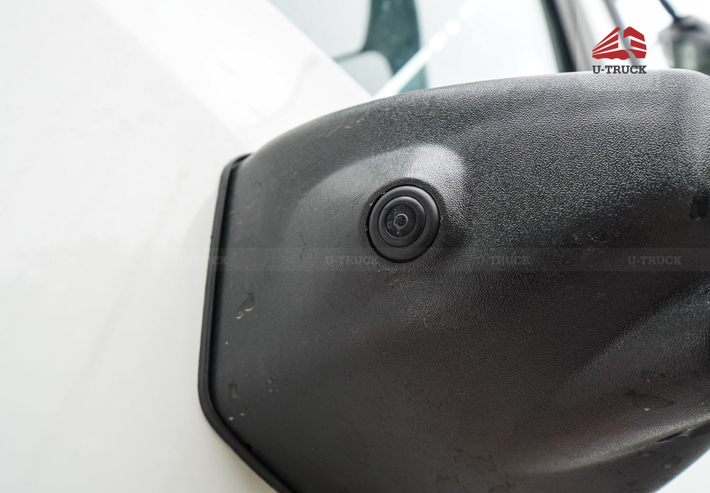 Xe tải thùng HOWO NX 4×2 thùng công pallet 3CH 9M8