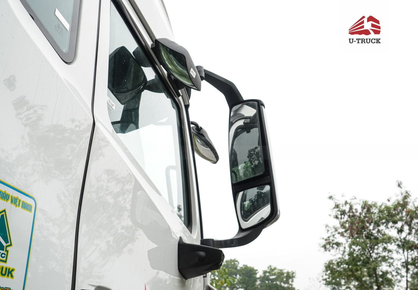 Xe tải thùng HOWO NX 4×2 thùng công pallet 3CH 9M8