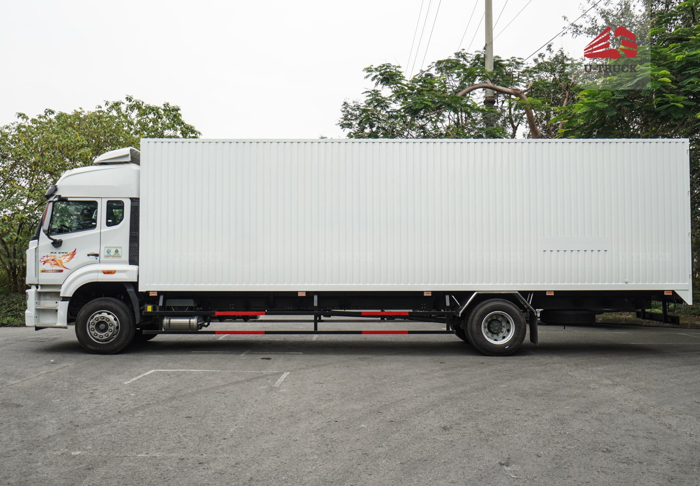 Xe tải thùng HOWO NX 4×2 thùng công pallet 3CH 9M8