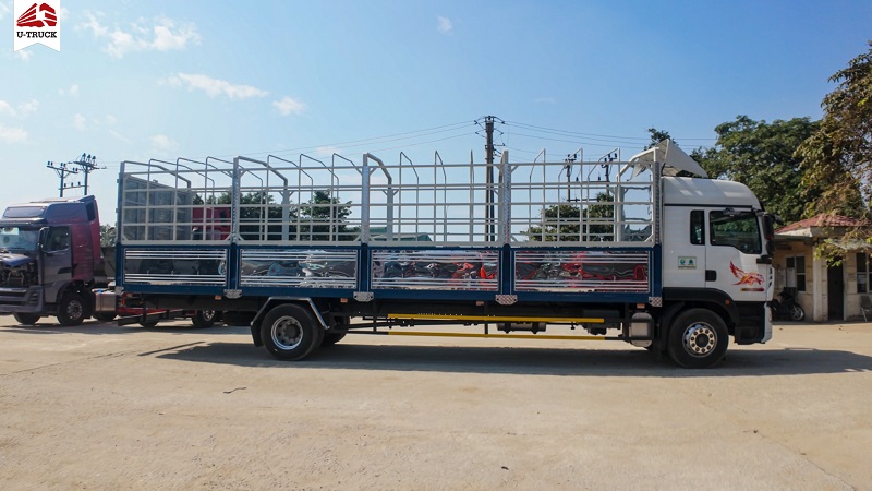 Xe tải HOWO TX 240 4×2 Khung mui 9M9 (NEW)