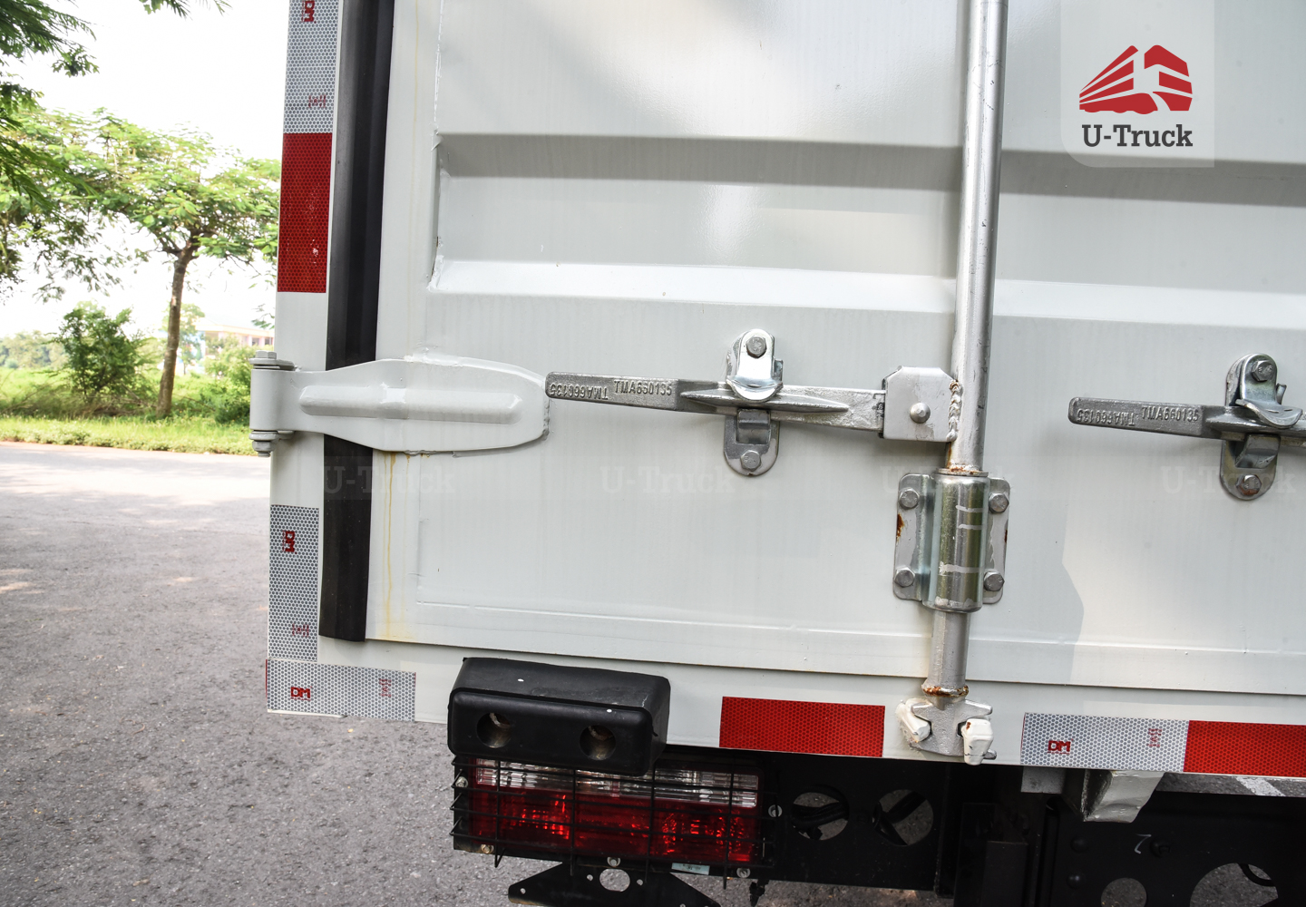 Xe tải JAC A5 4×2 thùng công Nhập Khẩu 1CH 10M