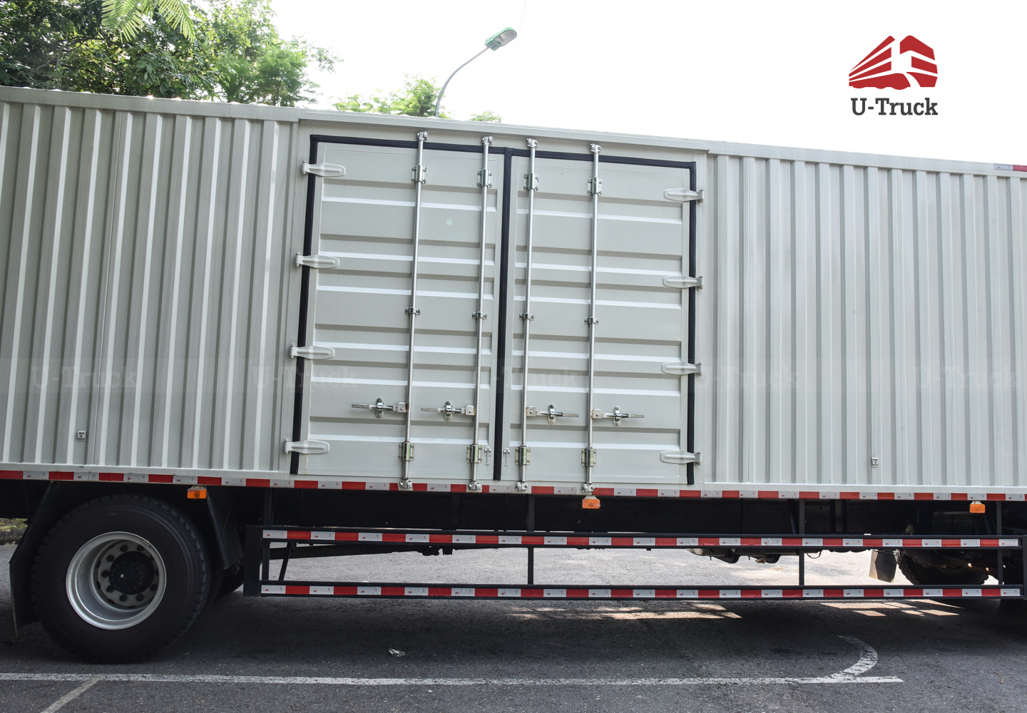 Xe tải JAC A5 4×2 thùng công Nhập Khẩu 1CH 10M