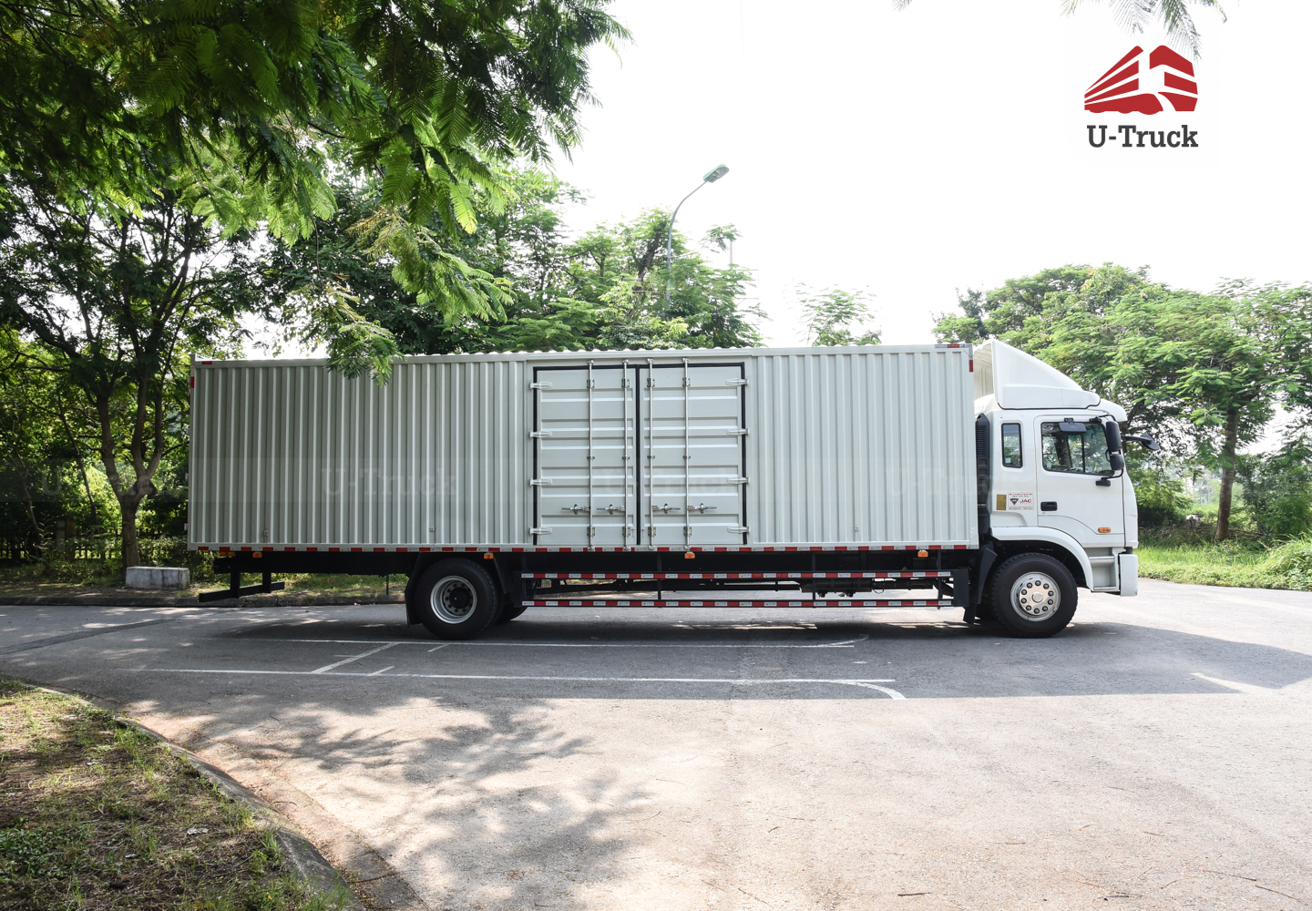 Xe tải JAC A5 4×2 thùng công Nhập Khẩu 1CH 10M