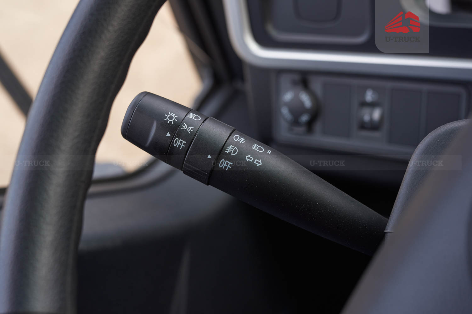 Xe tải JAC H250 E5 thùng bạt