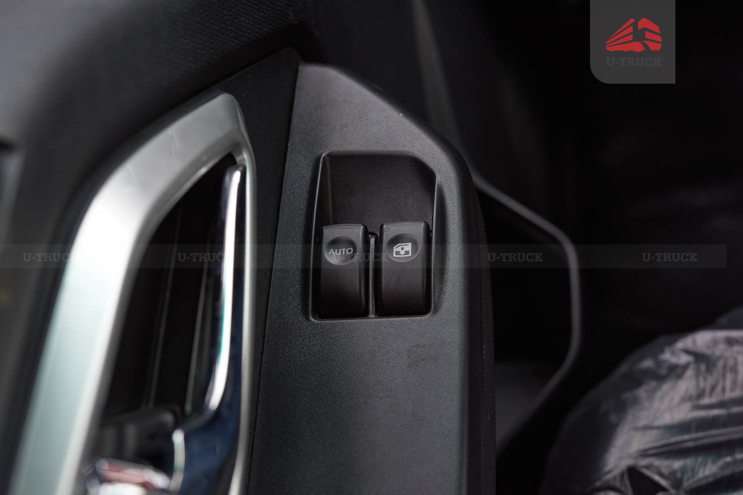 Xe tải JAC H250 E5 thùng bạt