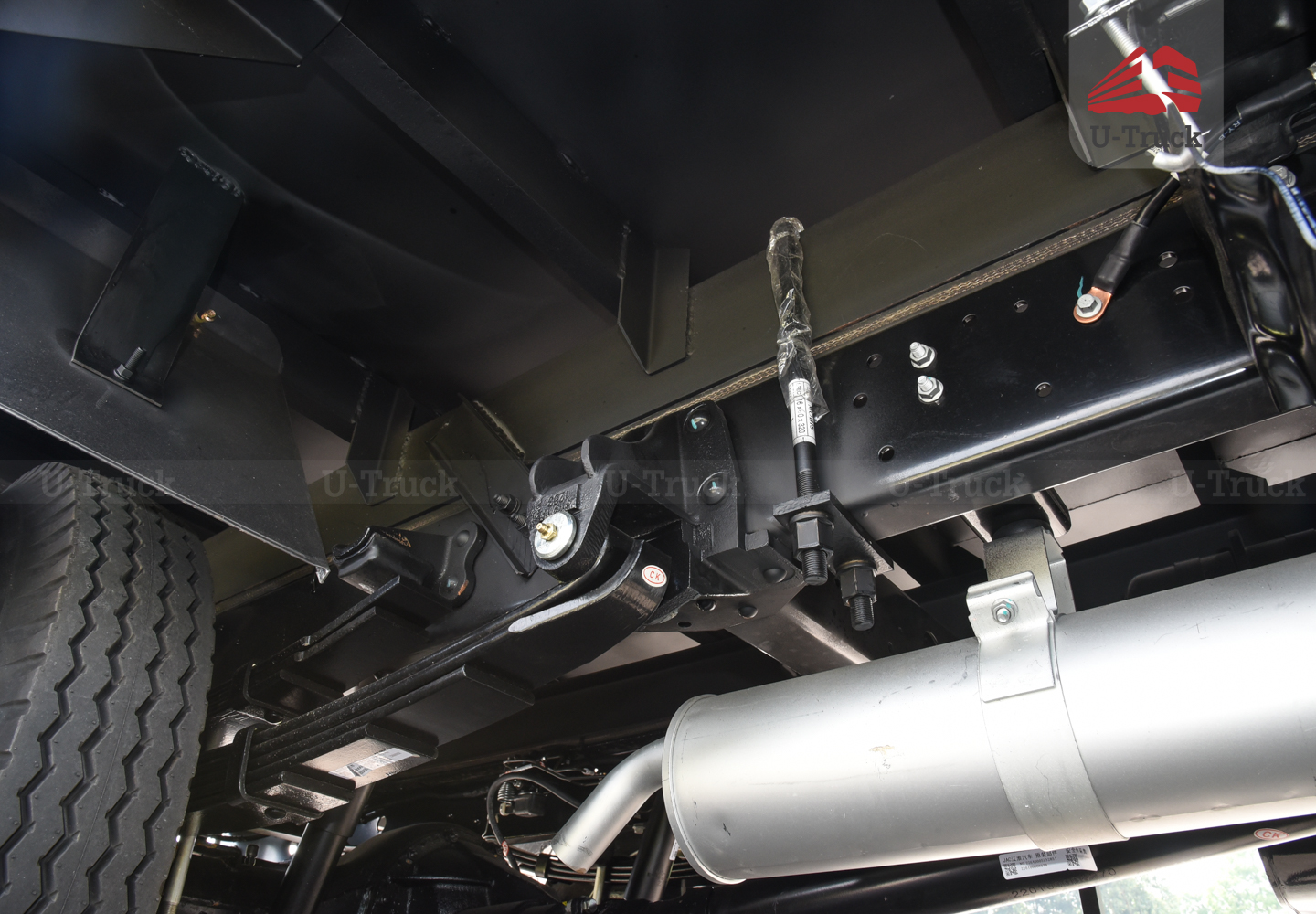 Xe tải JAC H360 Thùng trường lái 3T6