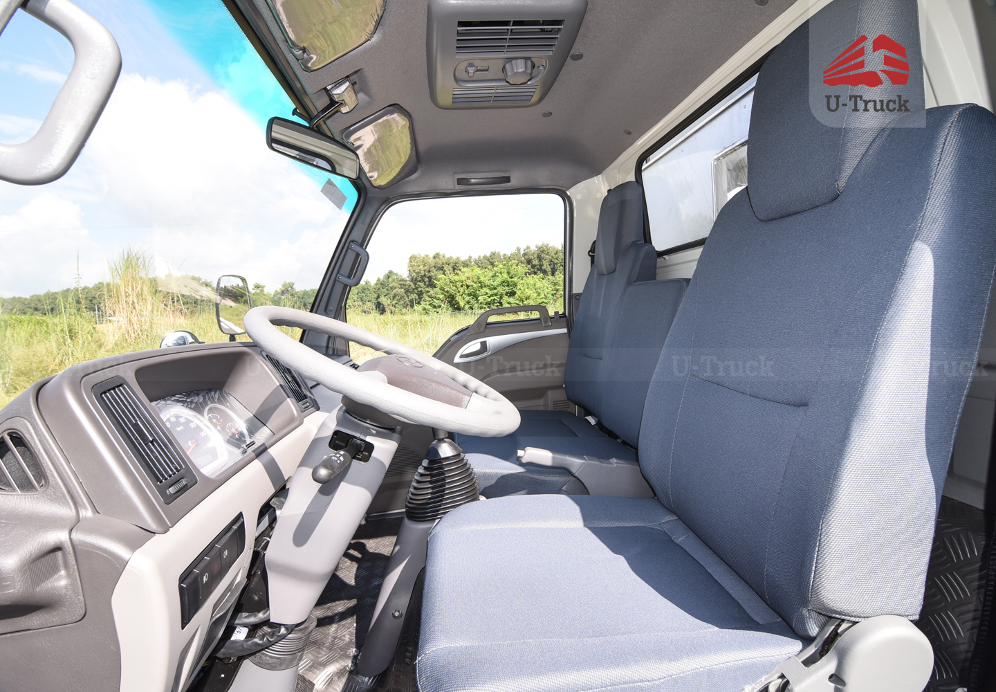 Xe tải JAC H360 Thùng trường lái 3T6