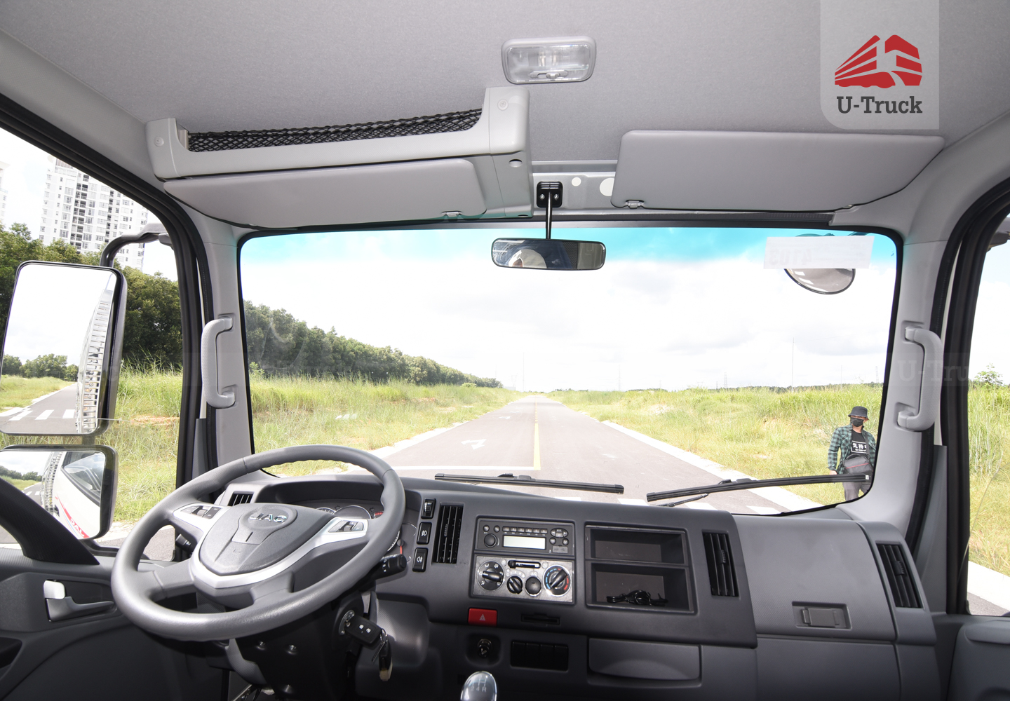 Xe tải JAC N200S Thùng bạt 1T9