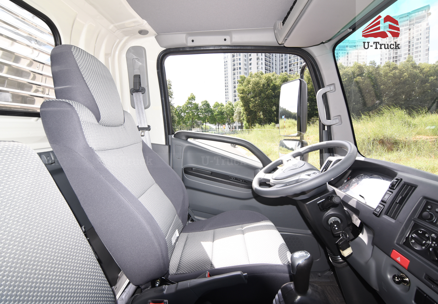 Xe tải JAC N200S Thùng bạt 1T9