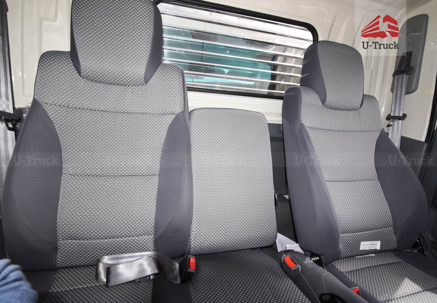 Xe tải JAC N200S Thùng bạt 1T9