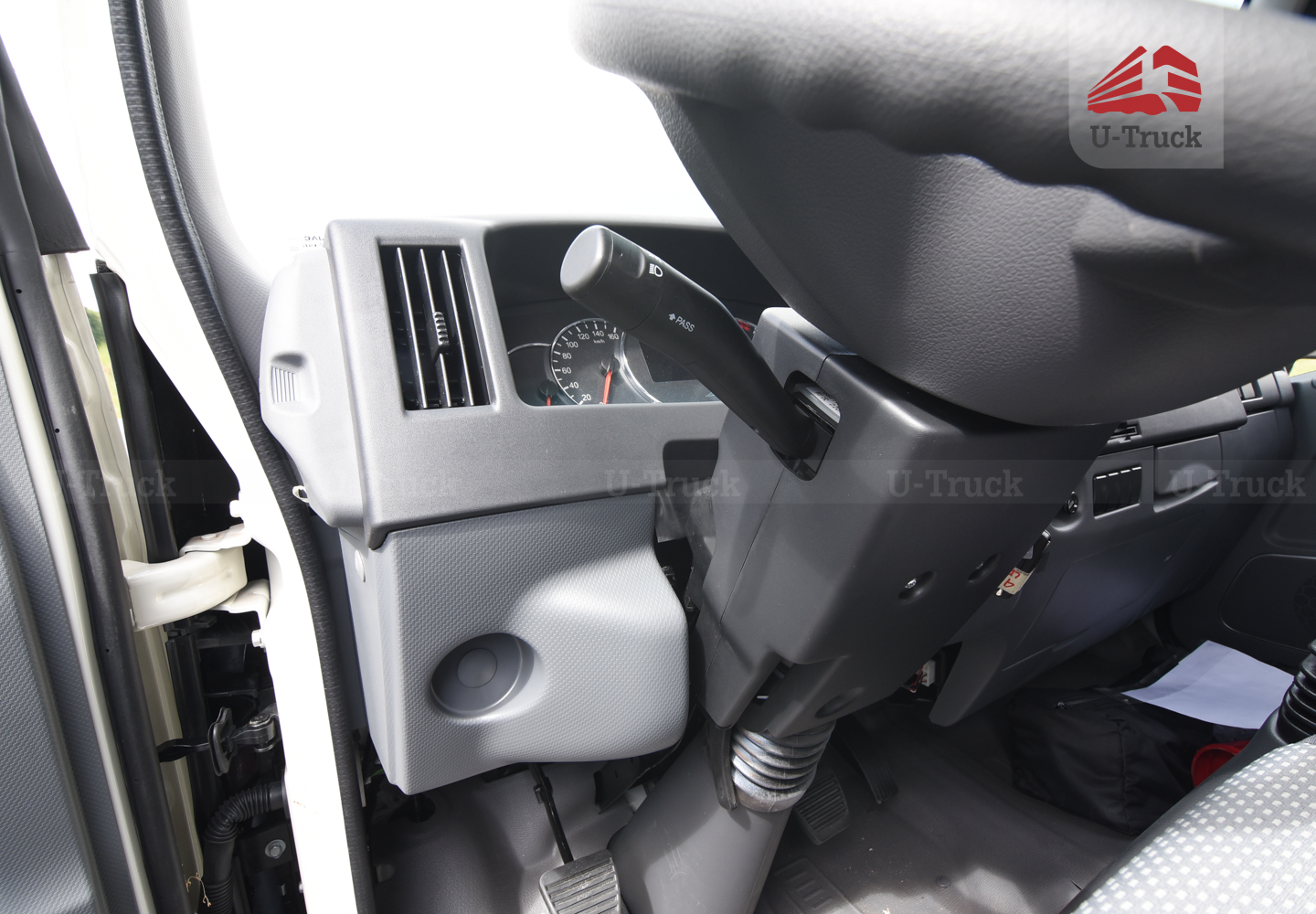 Xe tải JAC N200S Thùng bạt 1T9