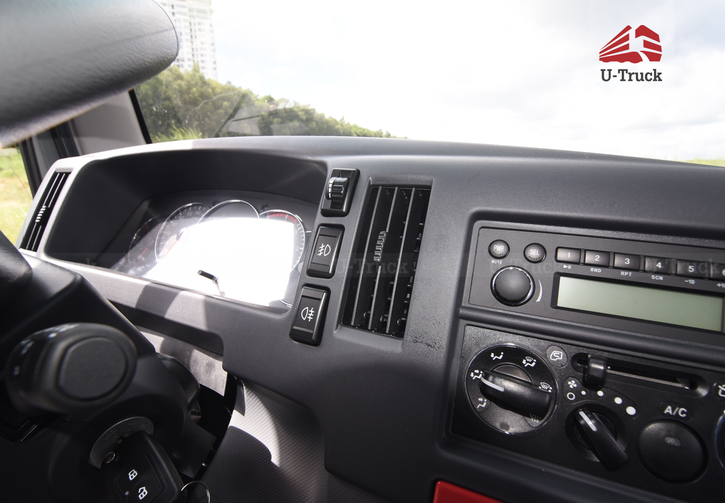 Xe tải JAC N200S Thùng bạt 1T9