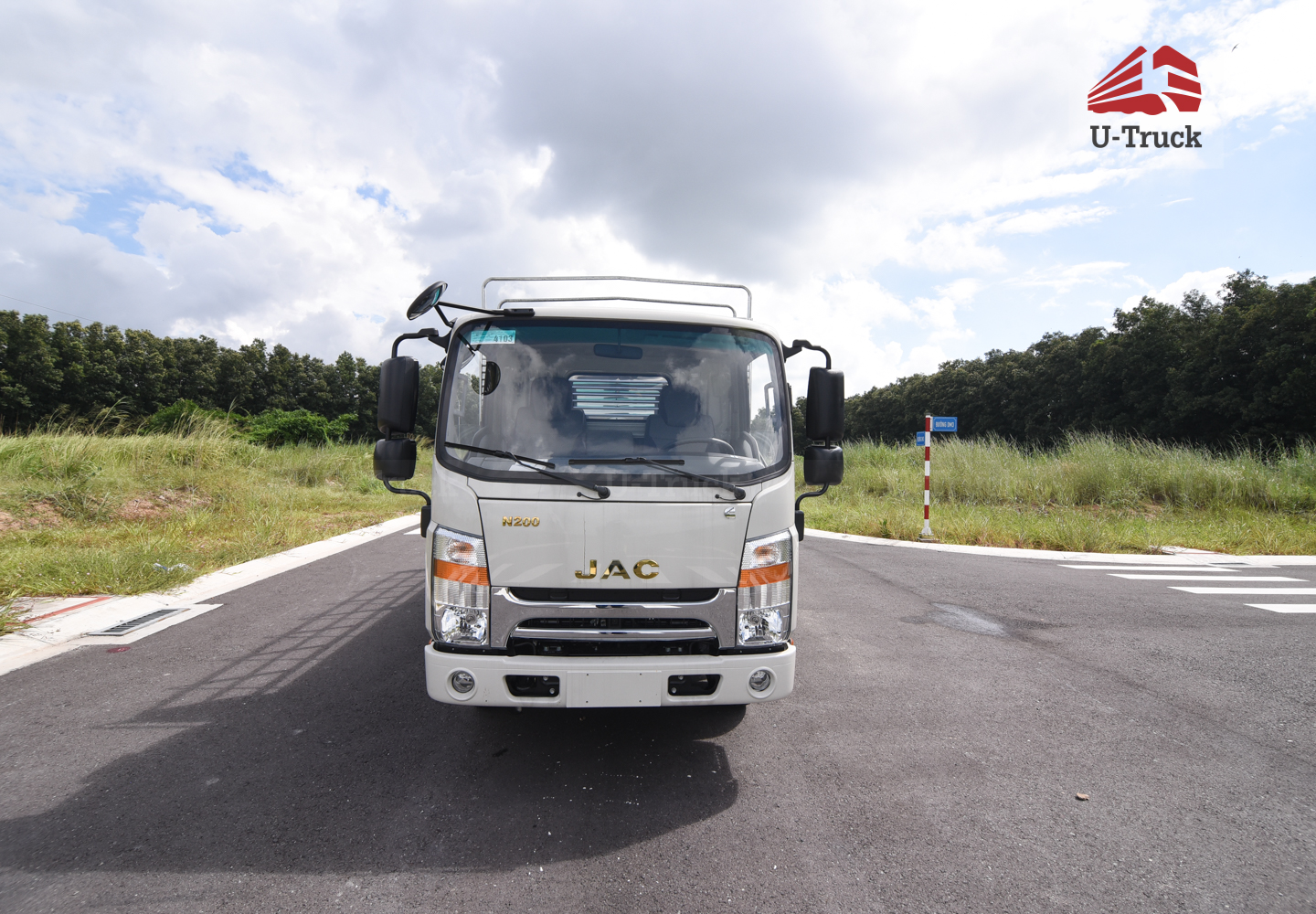 Xe tải JAC N200S Thùng bạt 1T9