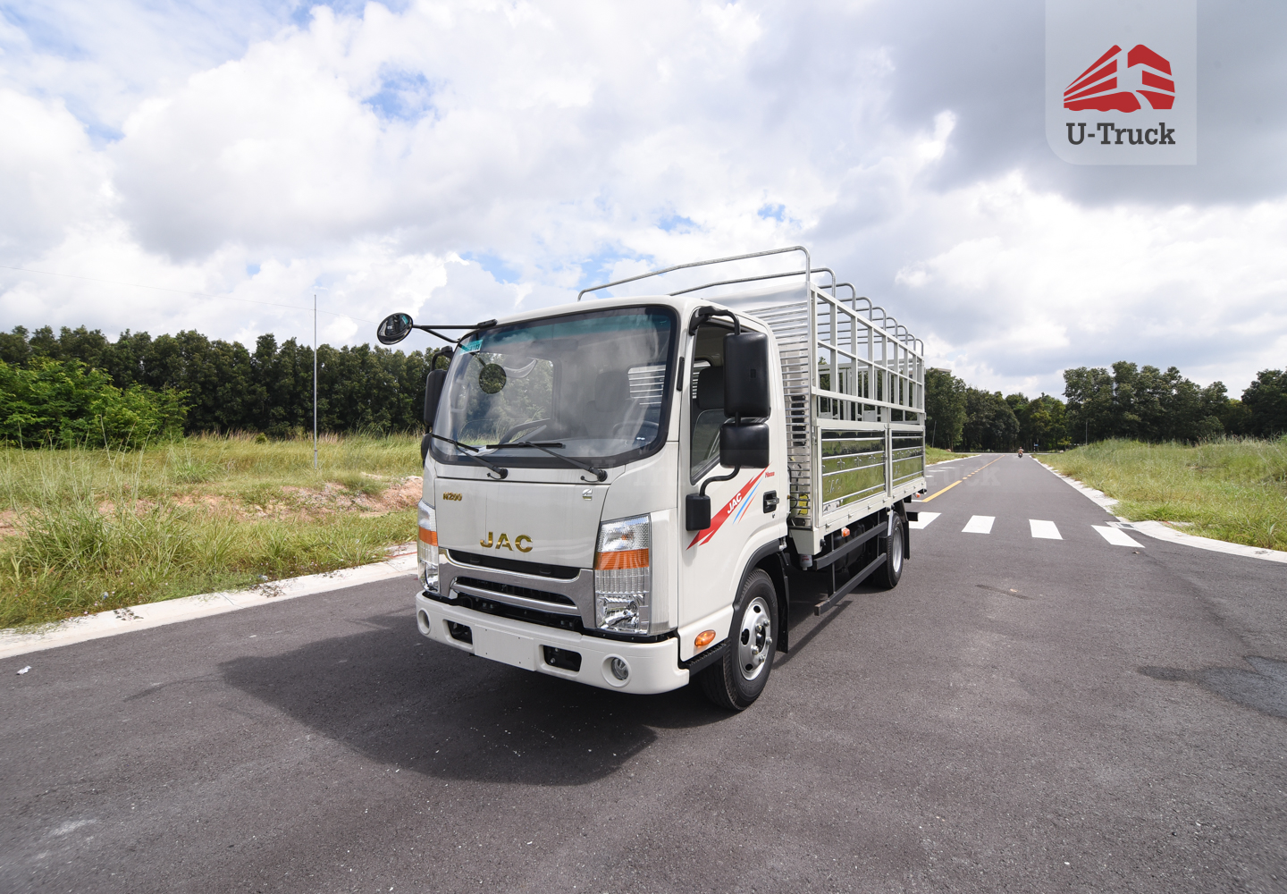 Xe tải JAC N200S Thùng bạt 1T9