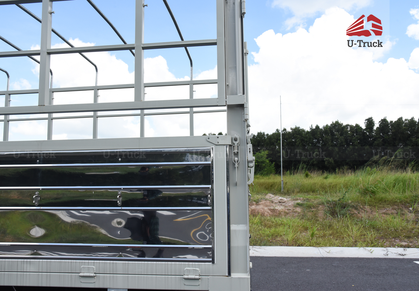 Xe tải JAC N200S Thùng bạt 1T9