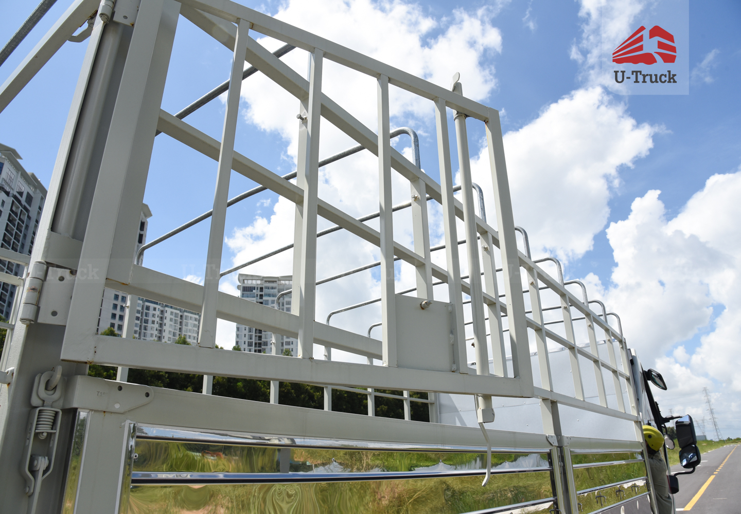 Xe tải JAC N200S Thùng bạt 1T9