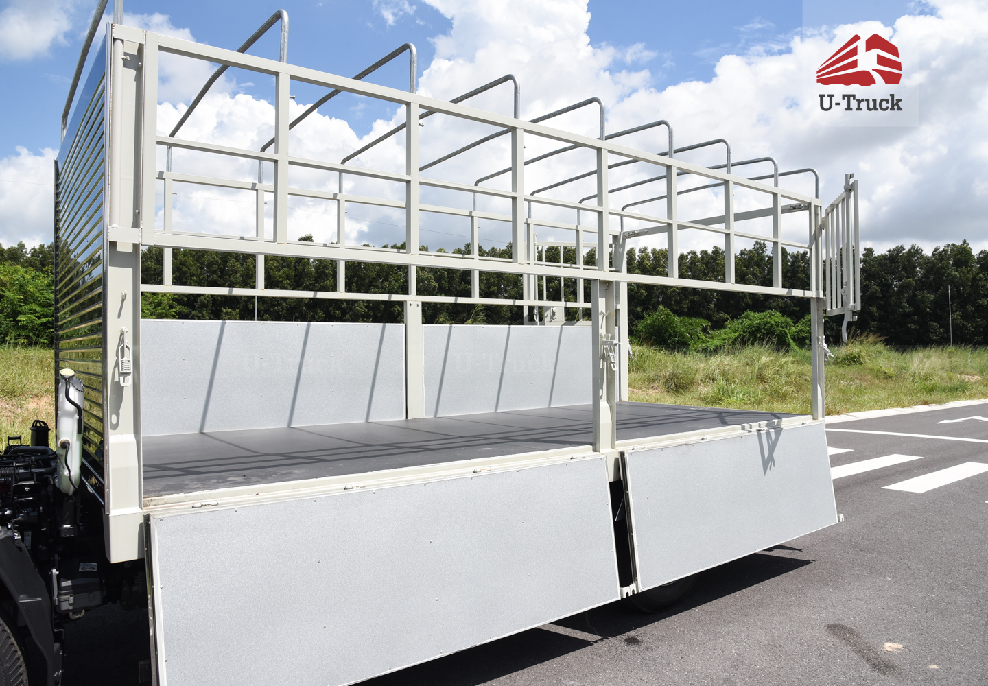 Xe tải JAC N200S Thùng bạt 1T9