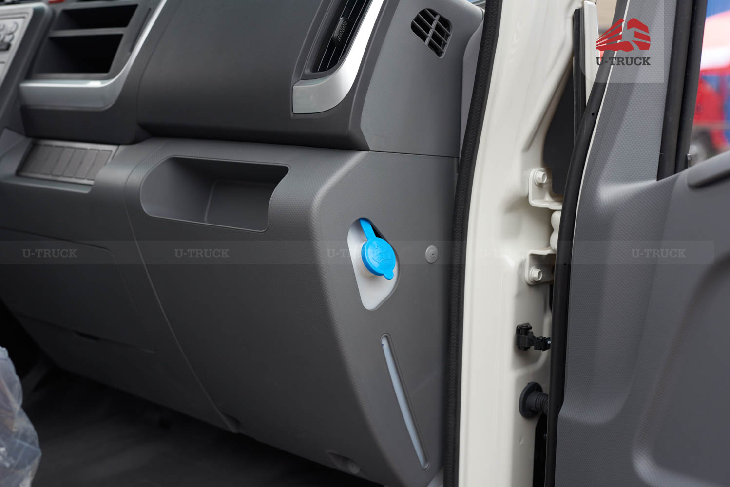 Xe tải JAC N200S EA5 thùng kín