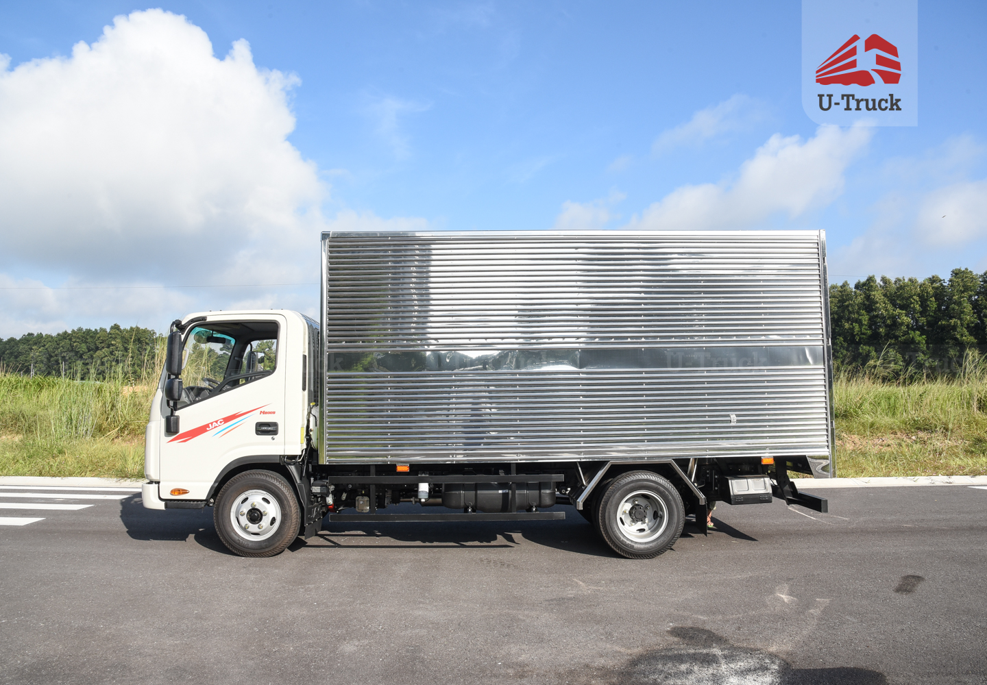 Xe tải JAC N200S Thùng kín 1T9