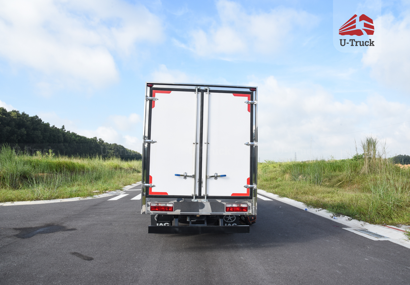 Xe tải JAC N200S Thùng kín 1T9