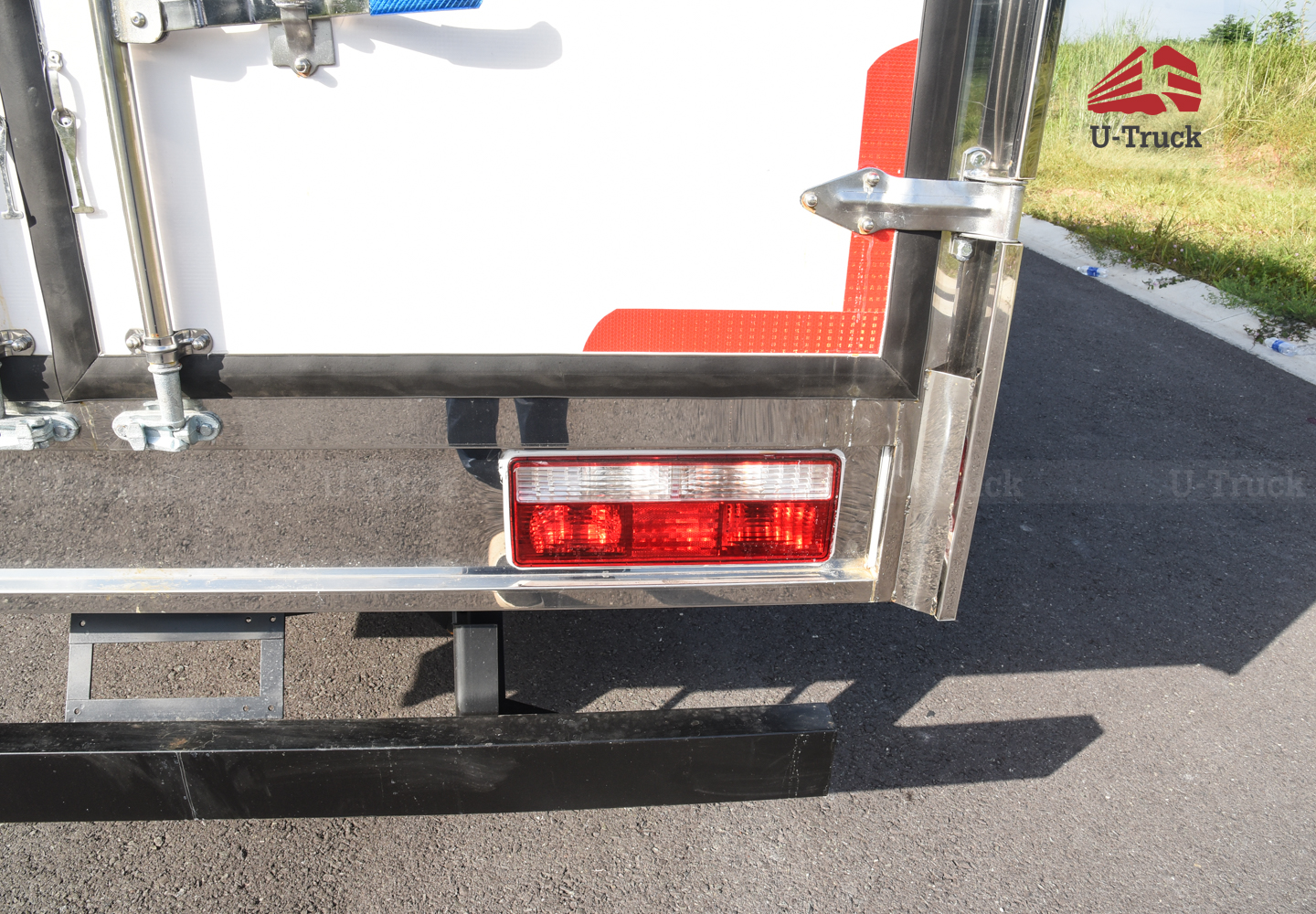 Xe tải JAC N200S Thùng kín 1T9