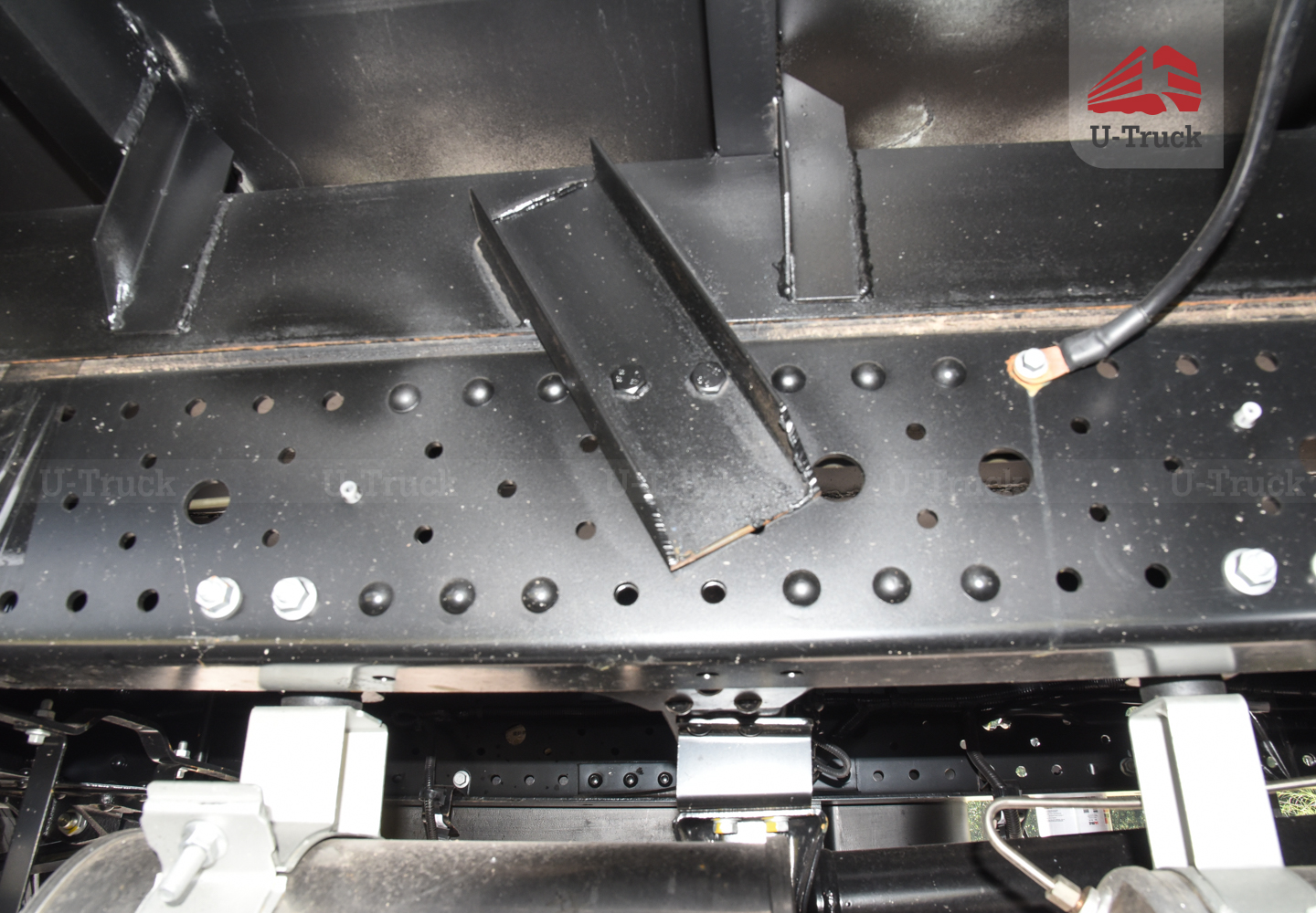 Xe tải JAC N200S Thùng kín 1T9